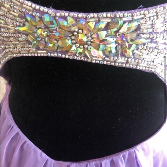 BNWT La Femme chiffon beaded gown - Picture 5 of 9